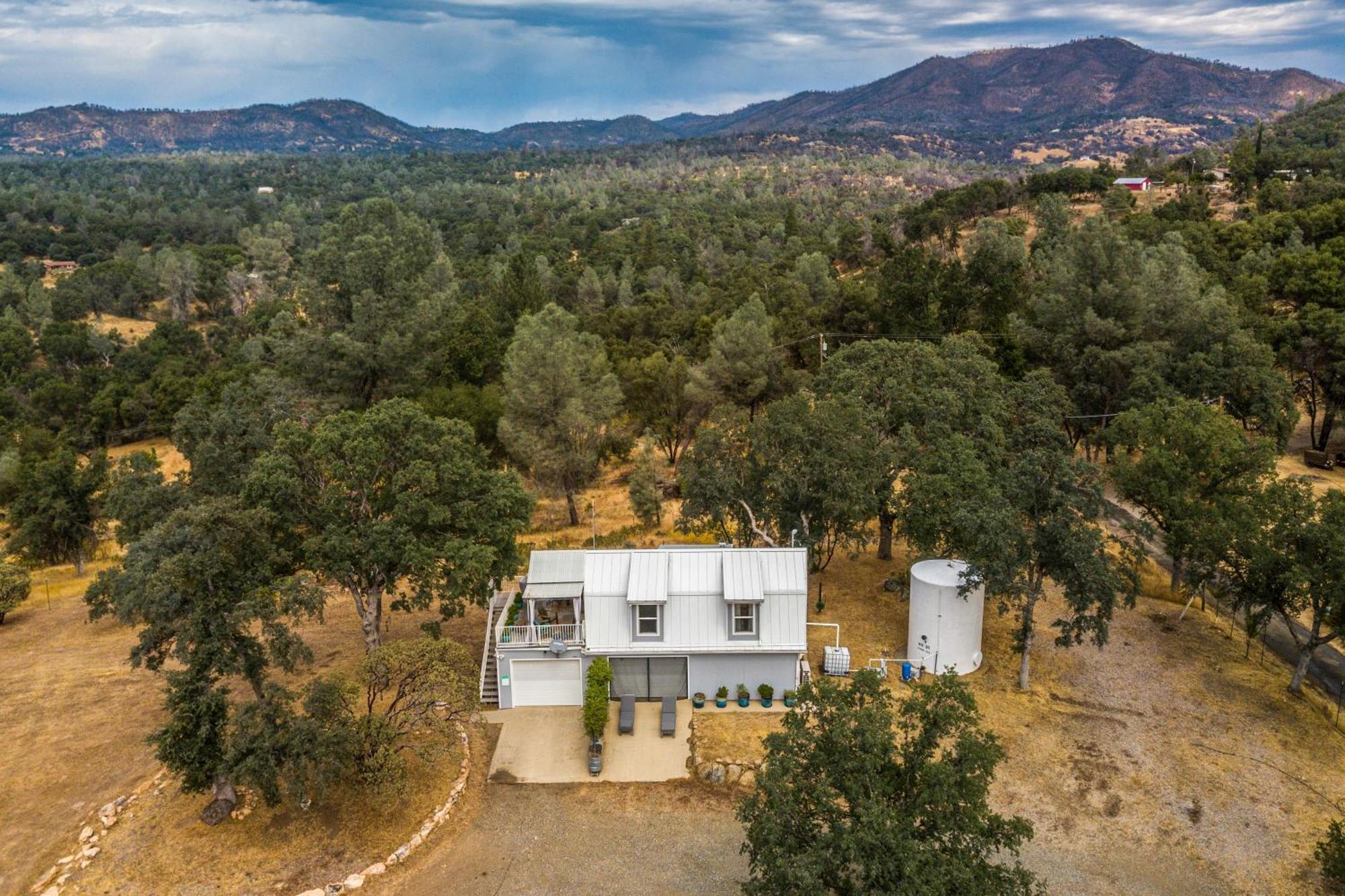 Mariposa Home Furnished Patio And Sierra Mtn Views Eksteriør billede
